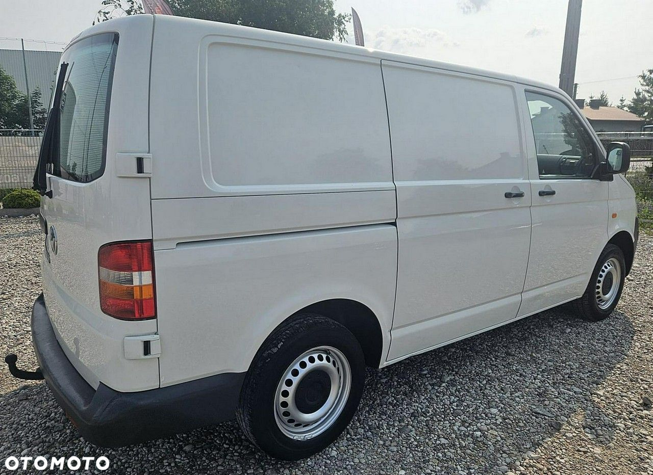 Volkswagen Transporter - 4