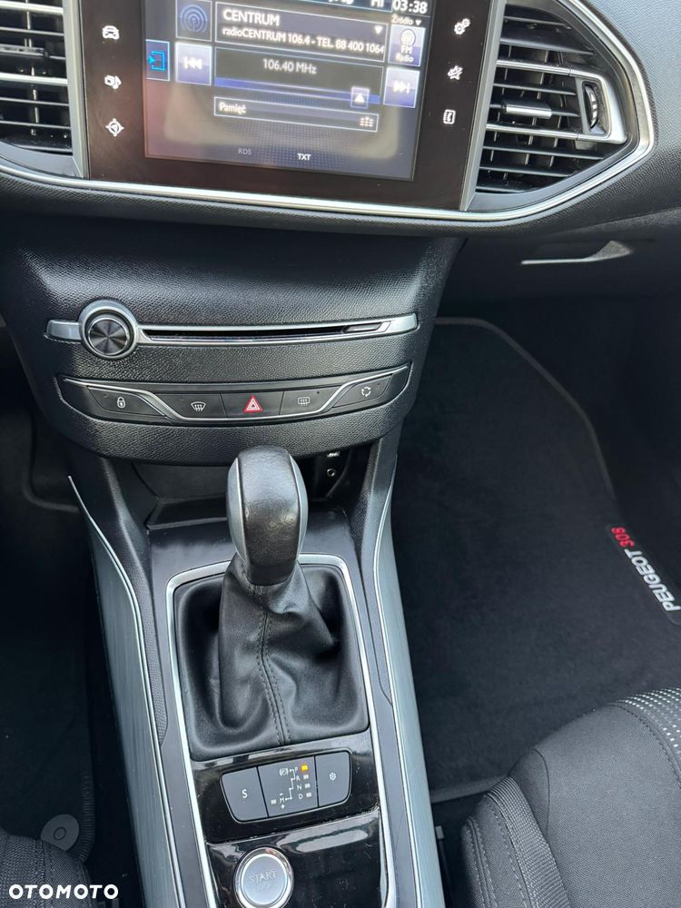 Peugeot 308 - 25