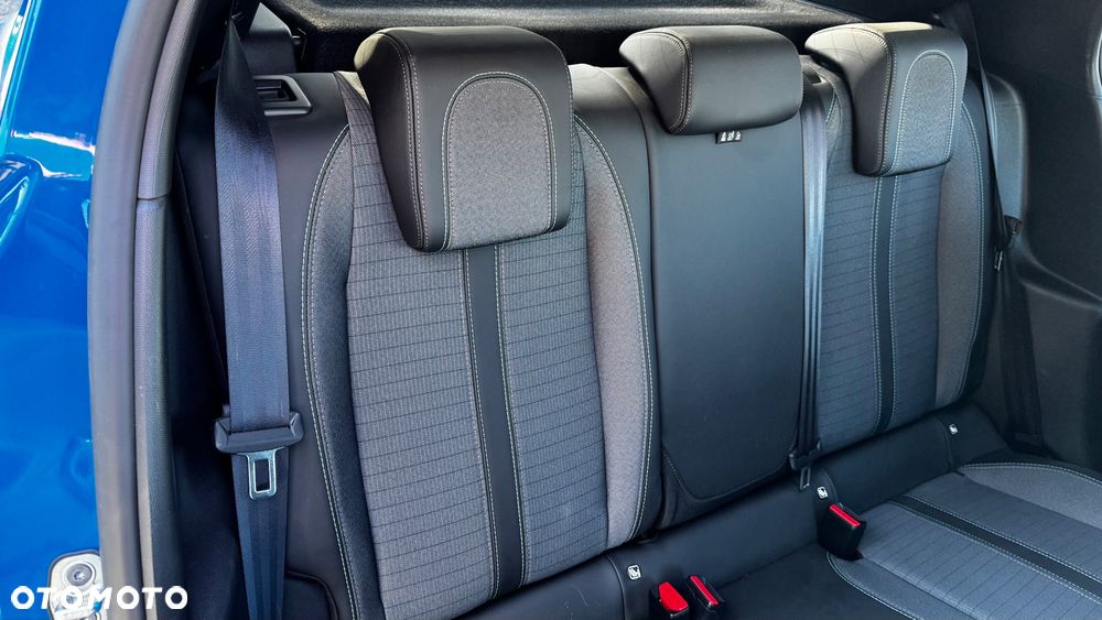 Peugeot 208 PureTech 130 EAT8 Allure - 26