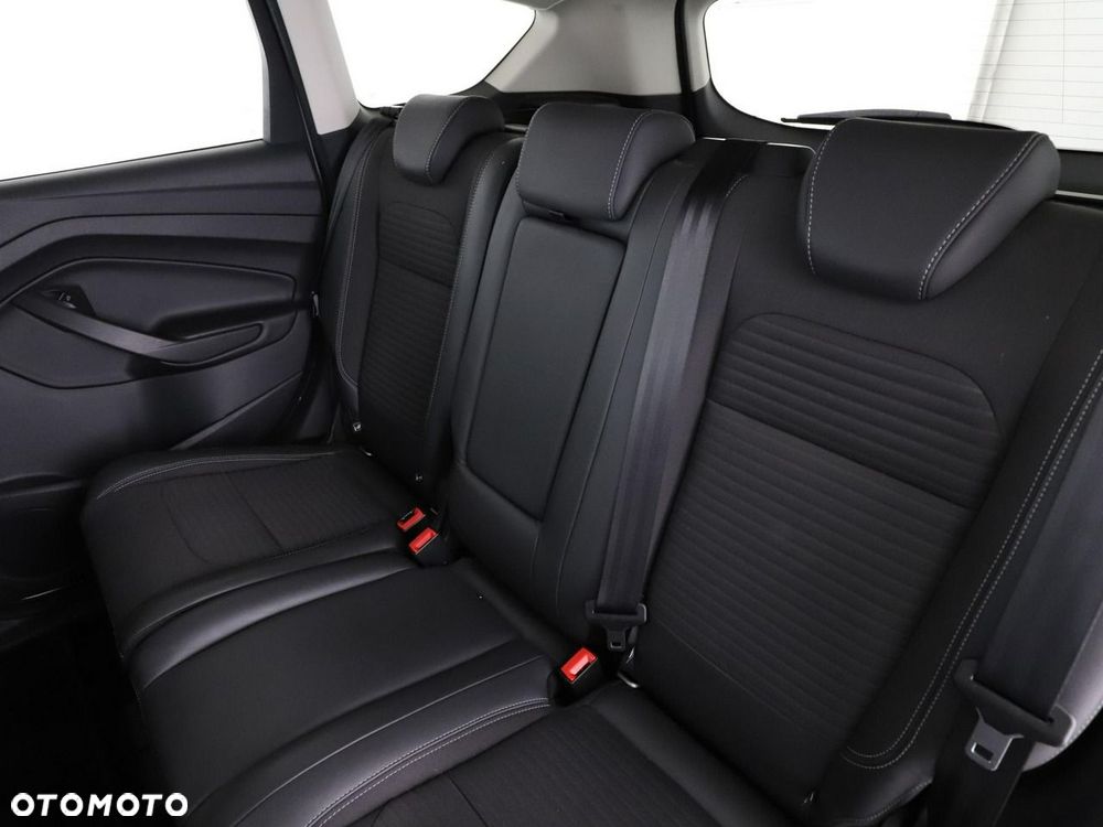 Ford Kuga 2.0 TDCi 2x4 Business Edition - 18