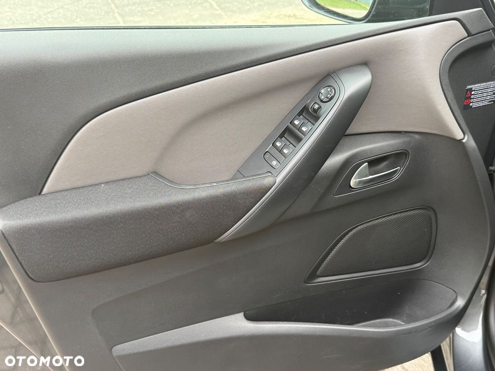 Citroën C4 Grand Picasso 1.6 e-HDi Attraction - 19