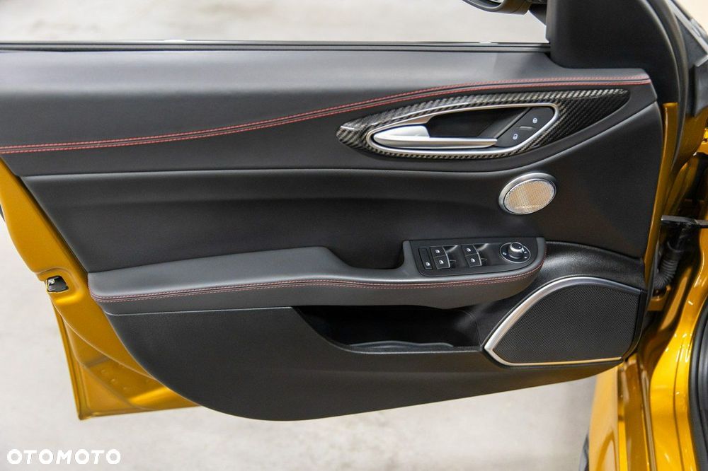 Alfa Romeo Giulia - 30