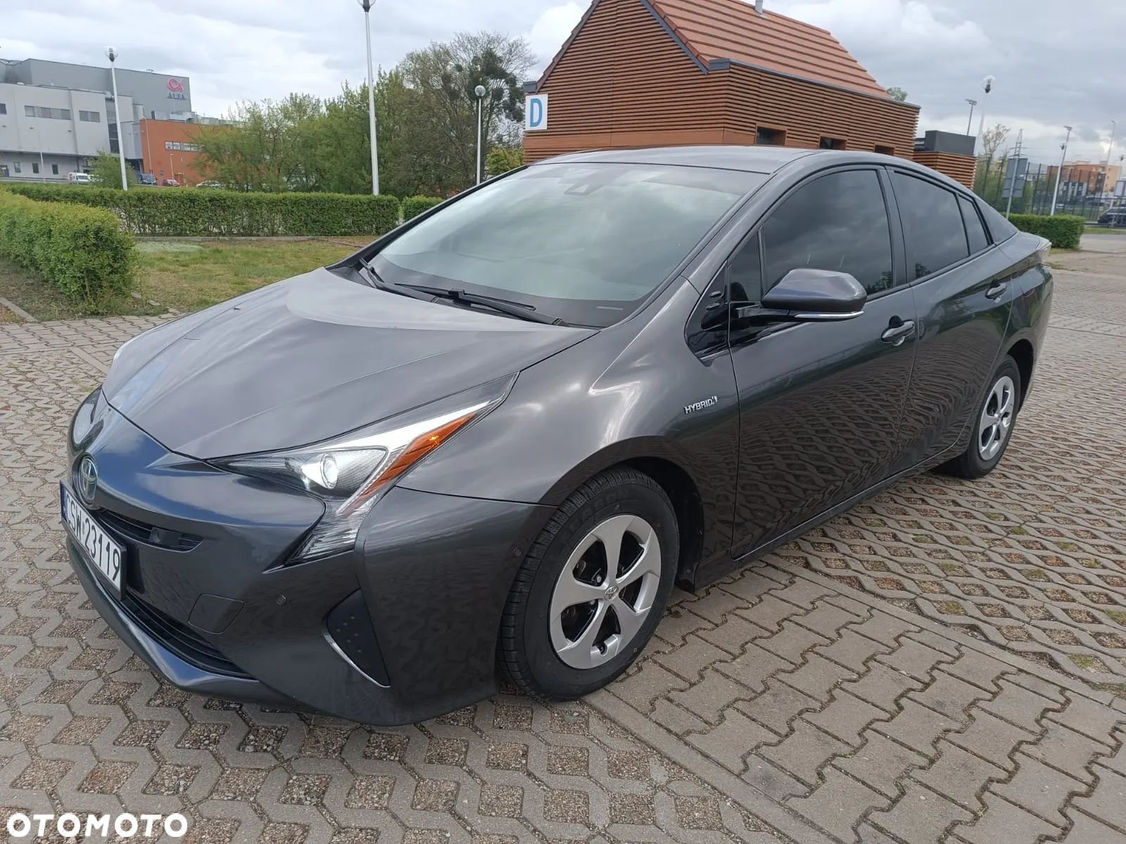 Toyota Prius - 1