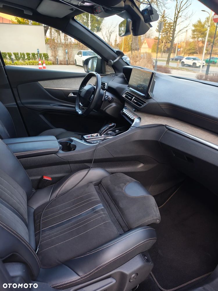 Peugeot 5008 2.0 BlueHDi GT Pack S&S EAT8 - 17