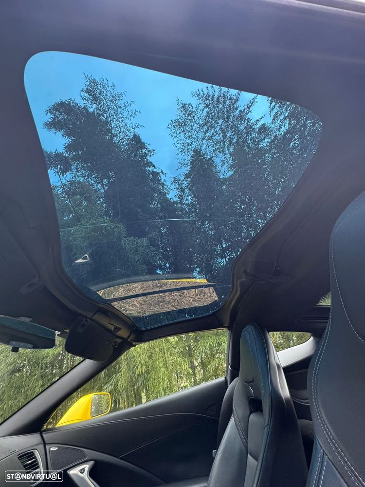 Chevrolet Corvette - 10