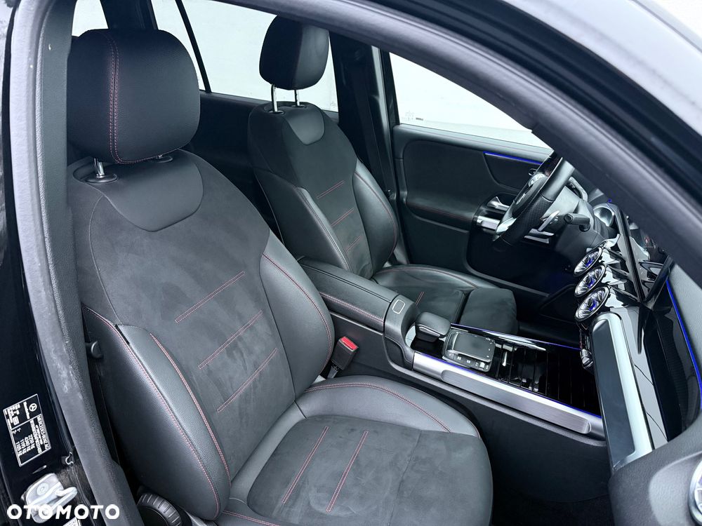 Mercedes-Benz GLB 200 d 4-Matic AMG Line 8G-DCT - 13