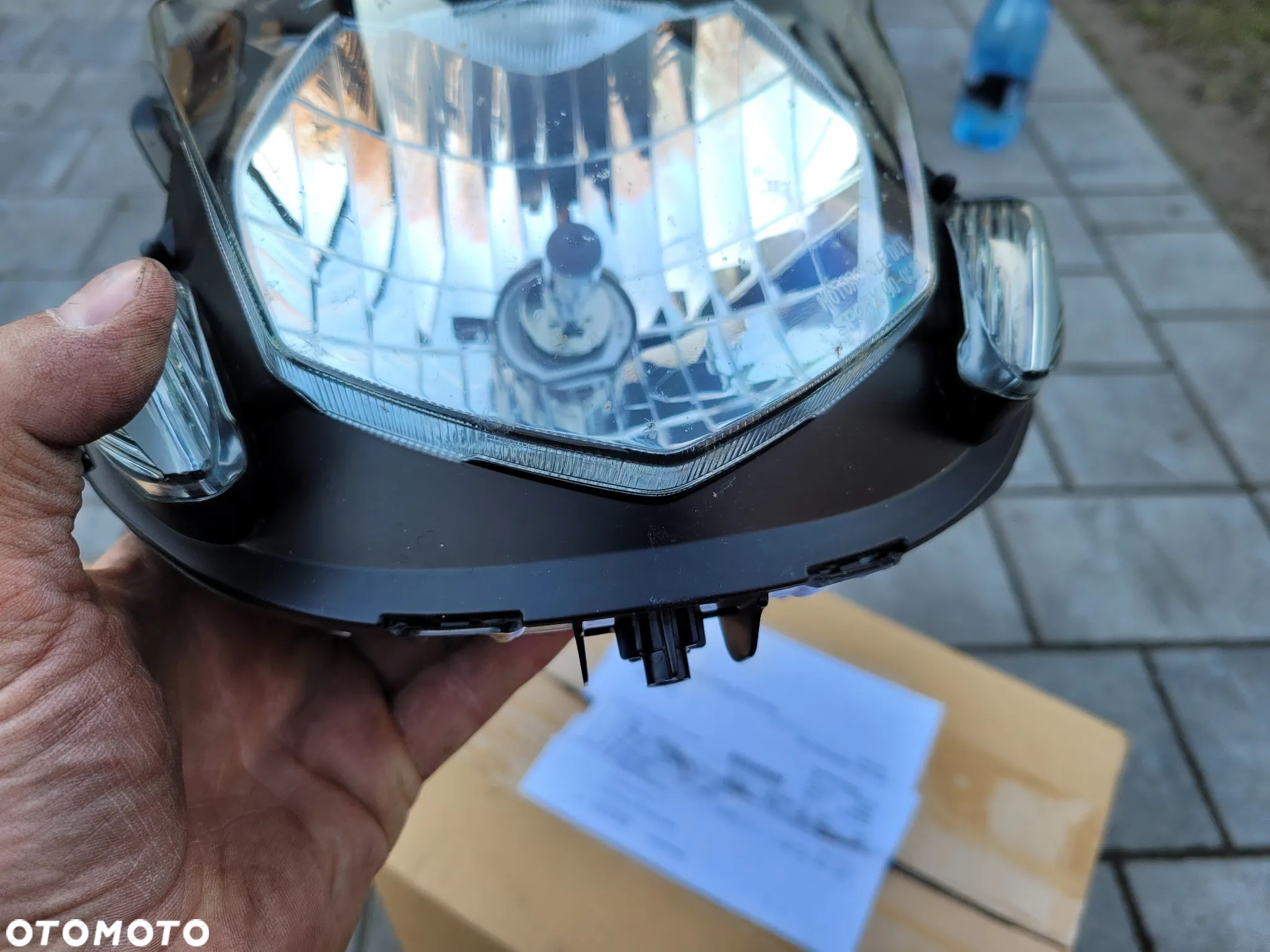 Lampa przód, przednia Suzuki GSX-S 750 GSXS 750 - 8