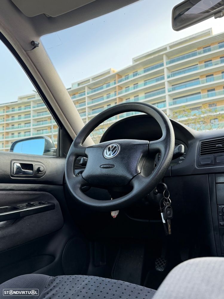 VW Golf 1.4i Confortline - 20