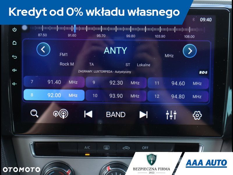 Volkswagen Passat - 13