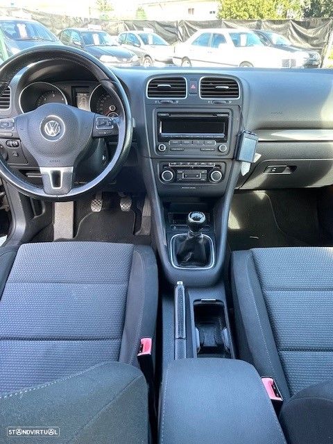 VW Golf 1.6 TDi Confortline - 11