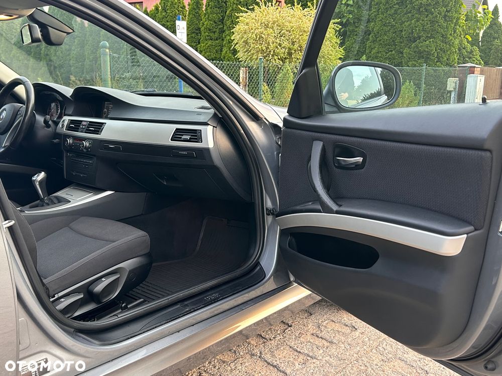BMW Seria 3 316d Edition Luxury Line Purity - 29