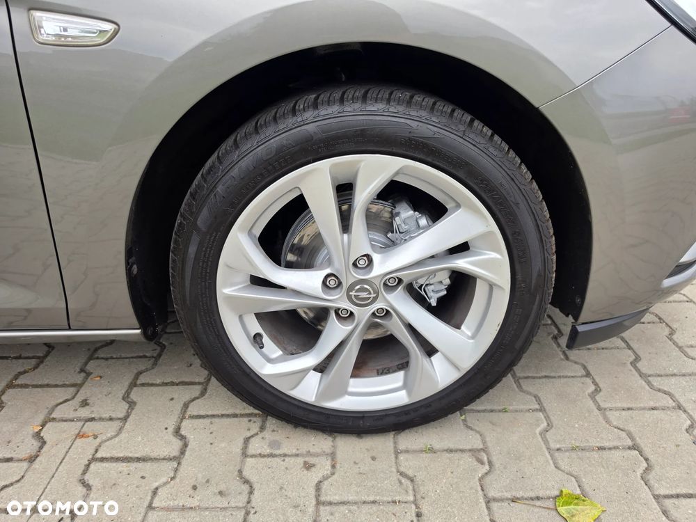 Opel Astra 1.4 Turbo Start/Stop Business - 37