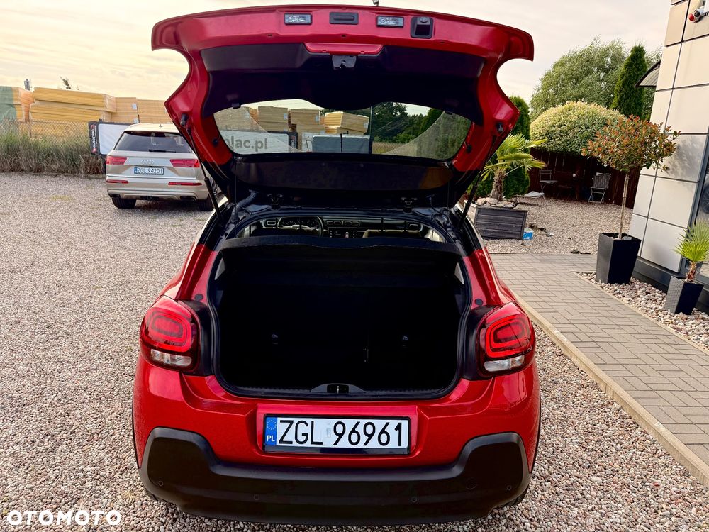 Citroën C3 1.2 PureTech Shine - 24