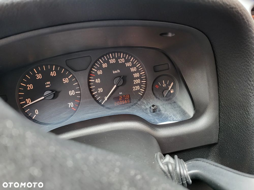 Opel Astra 1.4 - 22