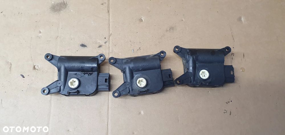 Silniczek klap nagrzewnicy VW Passat B6 3C0907511A 3C1907511A - 3