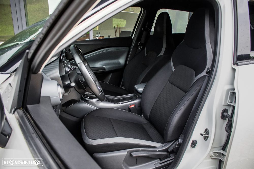 Nissan Juke 1.0 DIG-T N-Connecta DCT - 29