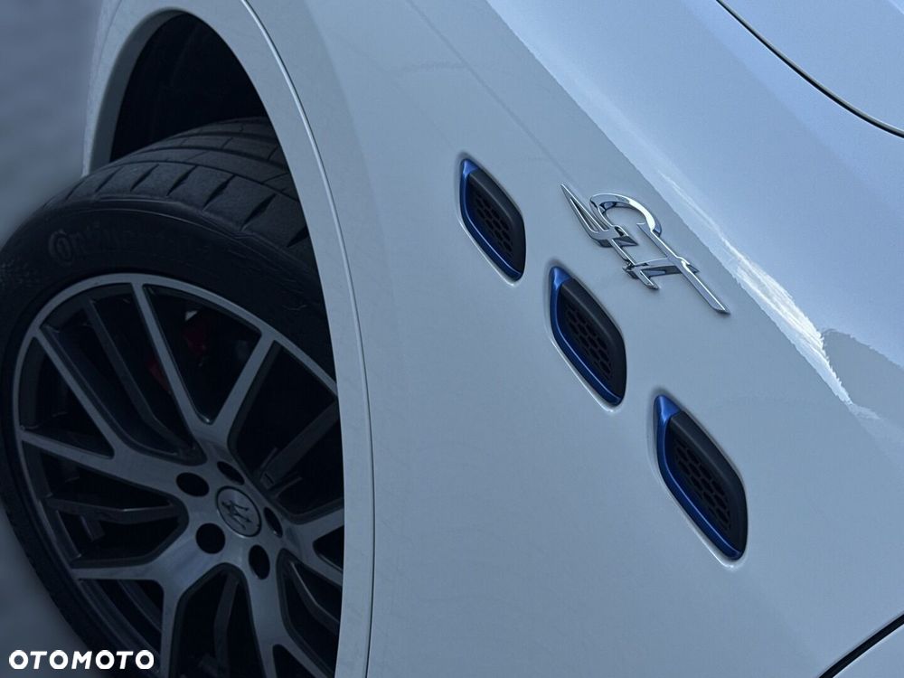 Maserati Levante - 14