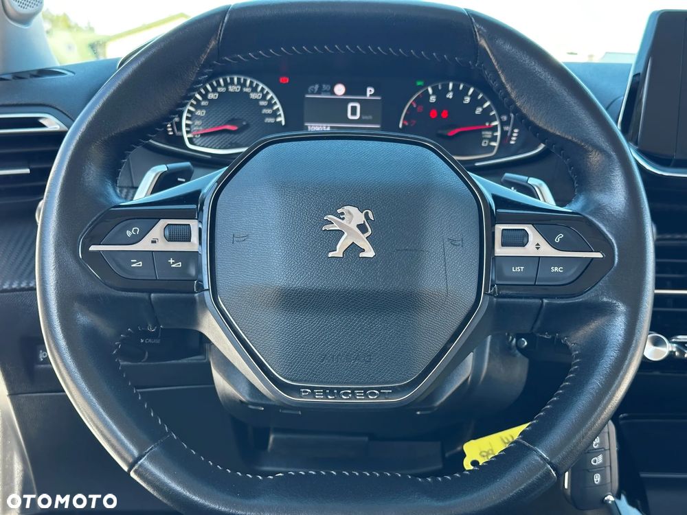 Peugeot 2008 PureTech 130 EAT8 Allure - 26