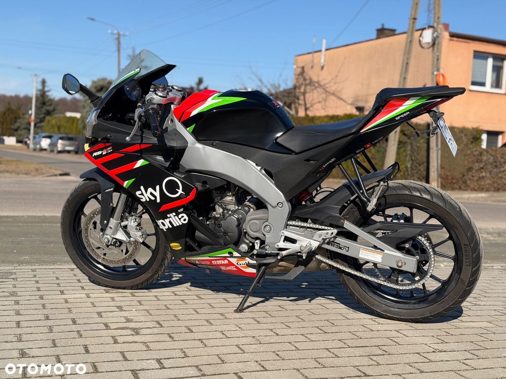 Aprilia RS - 9