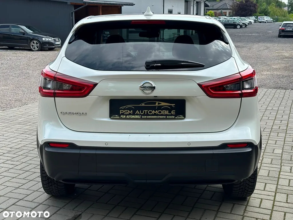 Nissan Qashqai 1.3 DIG-T N-Connecta DCT - 11