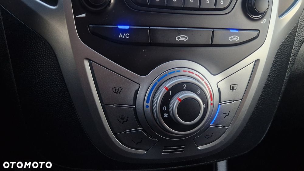 Hyundai ix20 1.4 blue Passion - 26