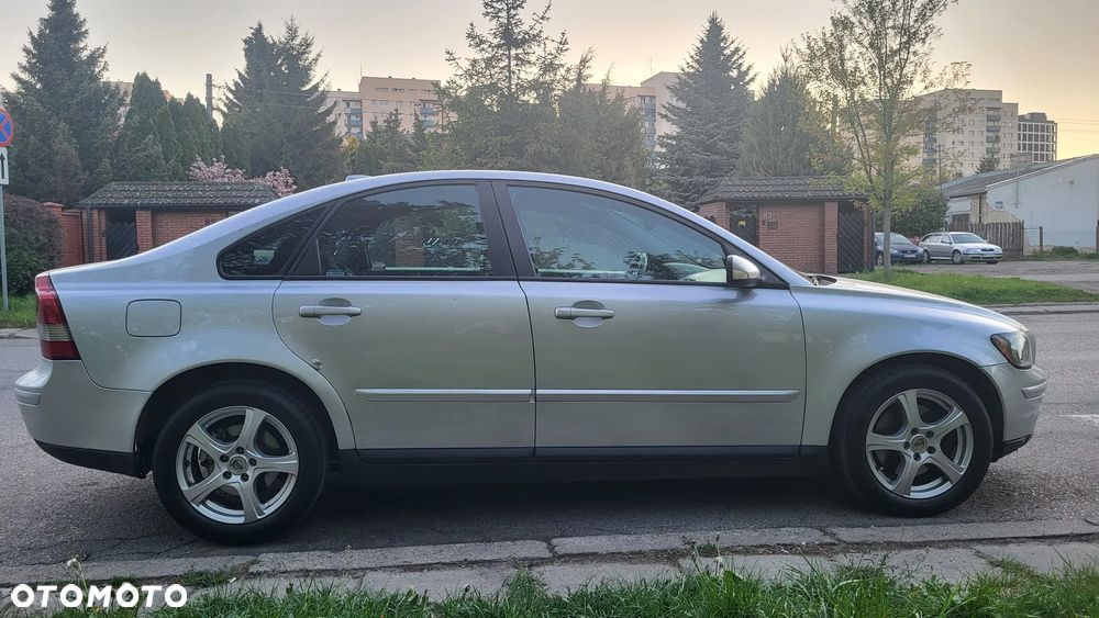 Volvo S40 2.0D Momentum - 4