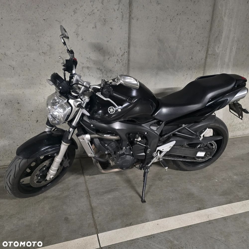Yamaha FZ6 - 1