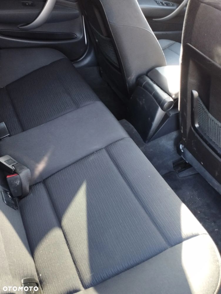 BMW Seria 1 116i - 6