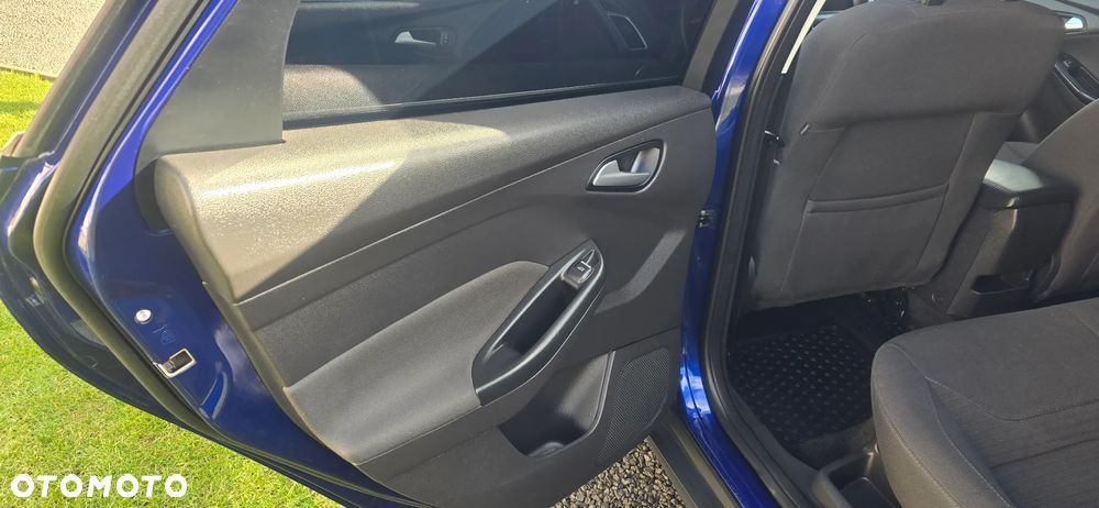 Ford Focus 1.0 EcoBoost Titanium - 9