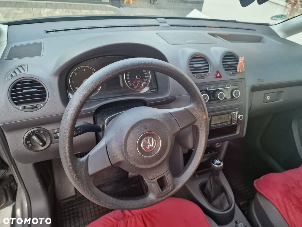 Volkswagen Caddy - 9