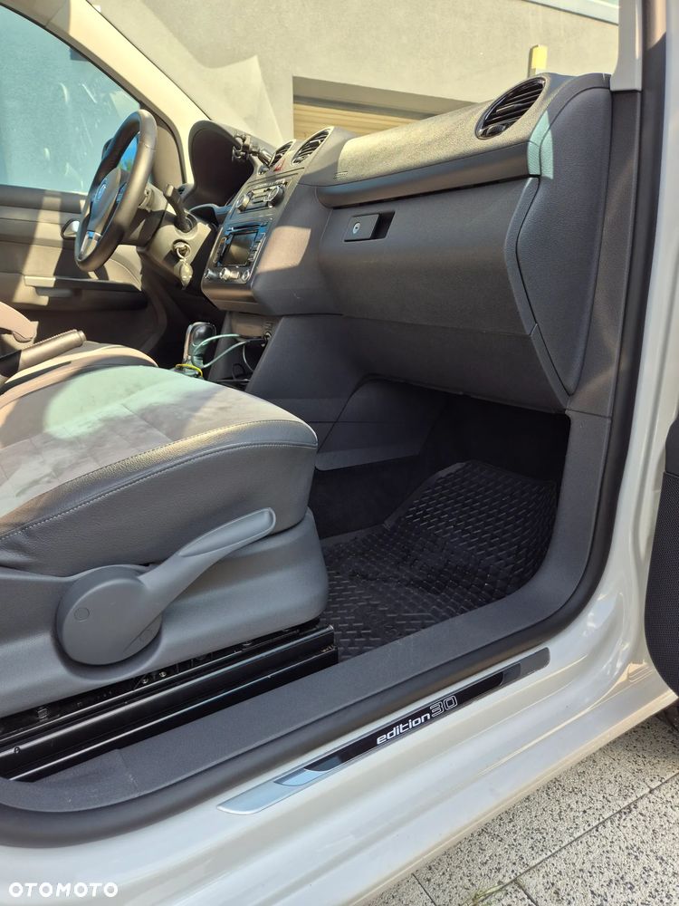 Volkswagen Caddy Comfortline Edition 4Motion DSG - 12