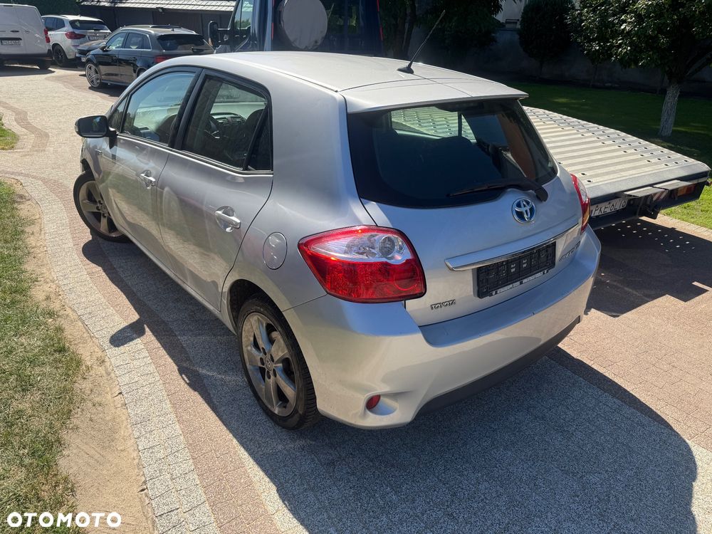 Toyota Auris - 11