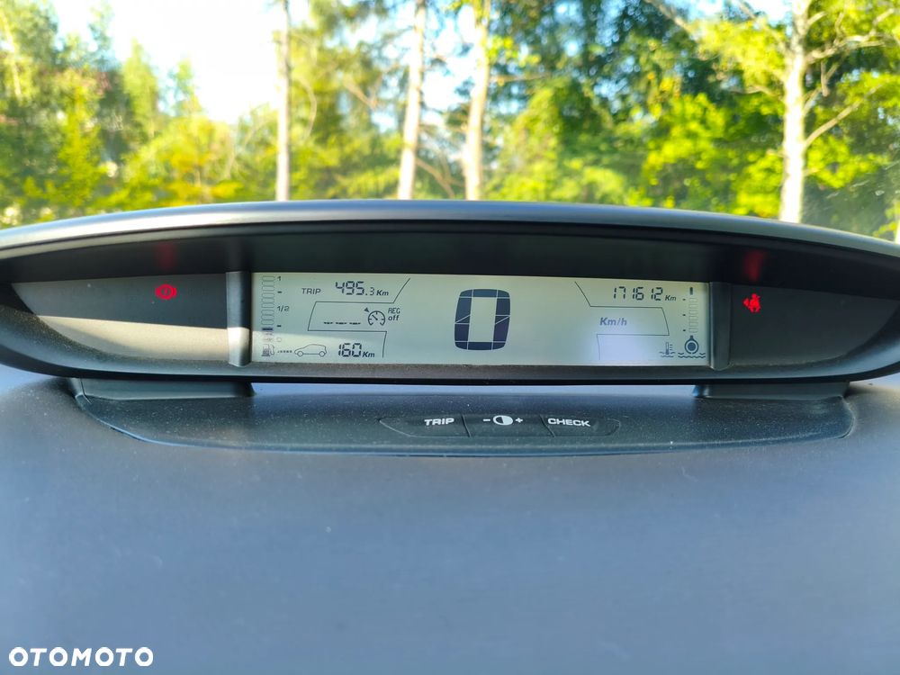 Citroën C4 1.4 16V SX - 7