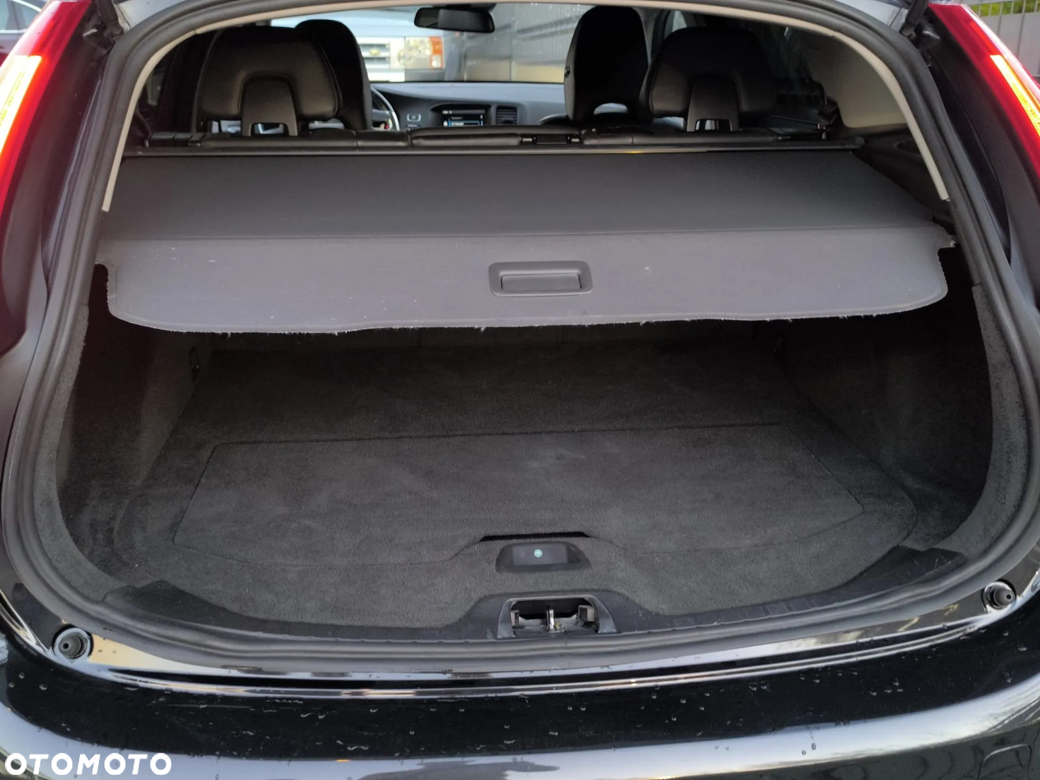 Volvo V60 D3 Summum - 24