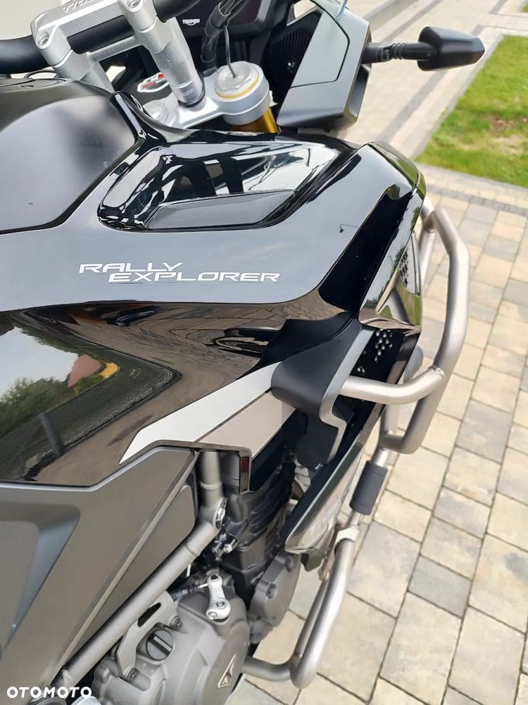 Triumph Tiger - 11