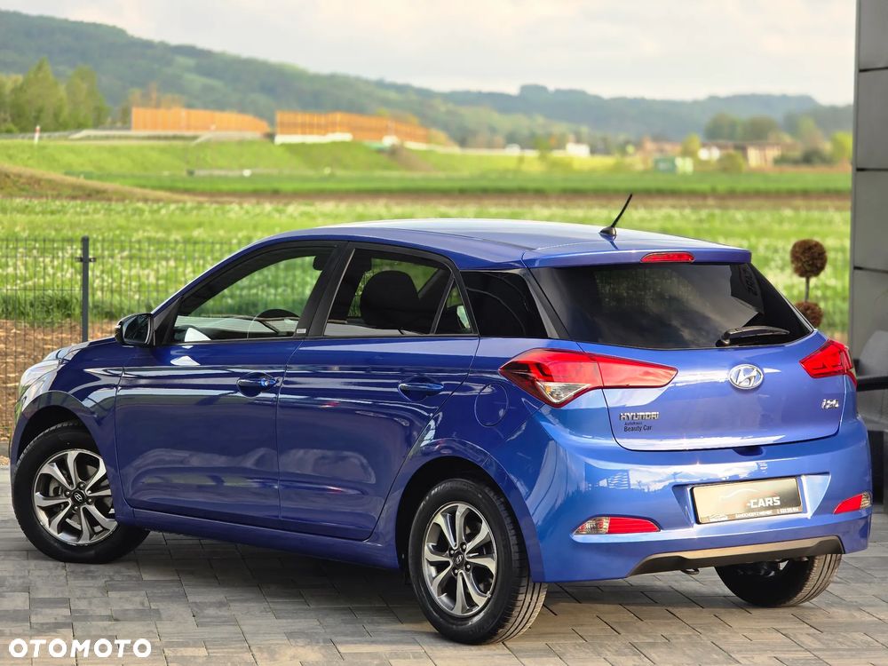 Hyundai i20 1.2 Passion - 13