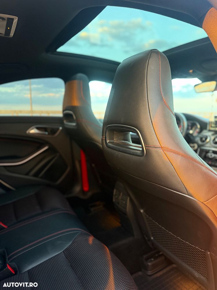 Mercedes-Benz CLA 250 4MATIC Aut. - 13