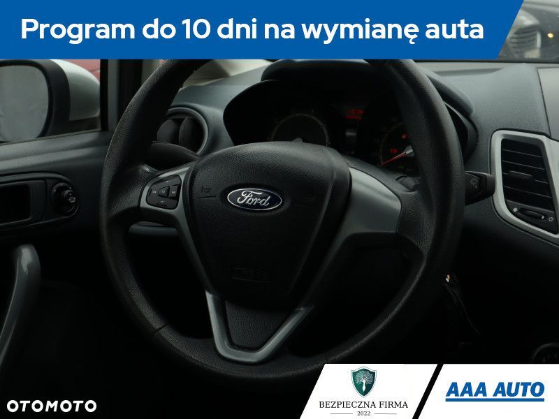 Ford Fiesta - 19