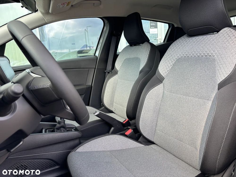 Renault Clio - 6