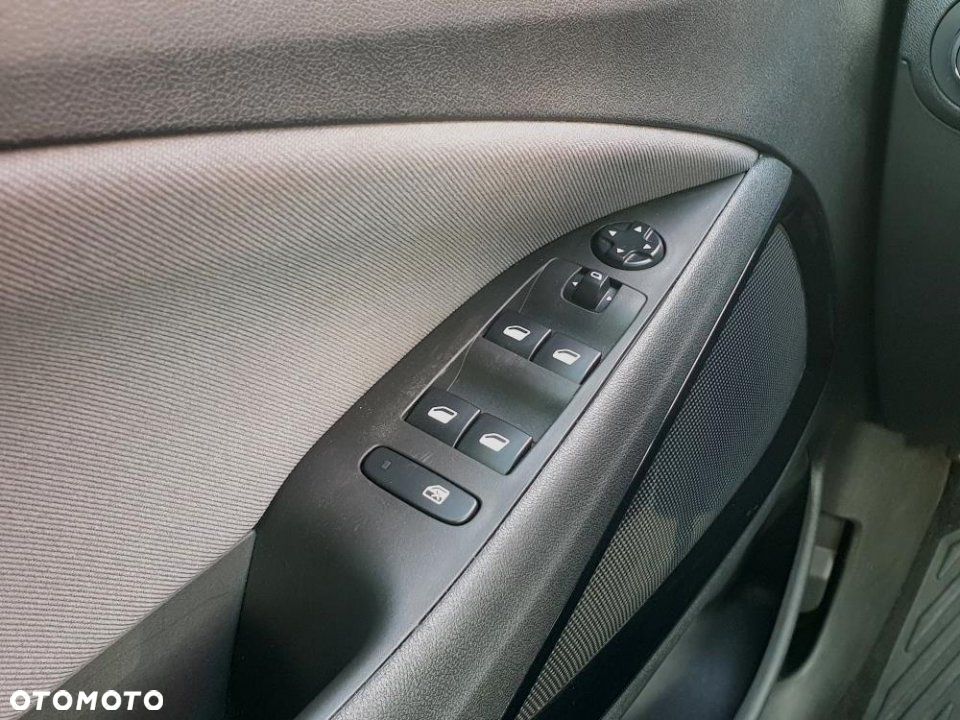 Opel Crossland X - 17