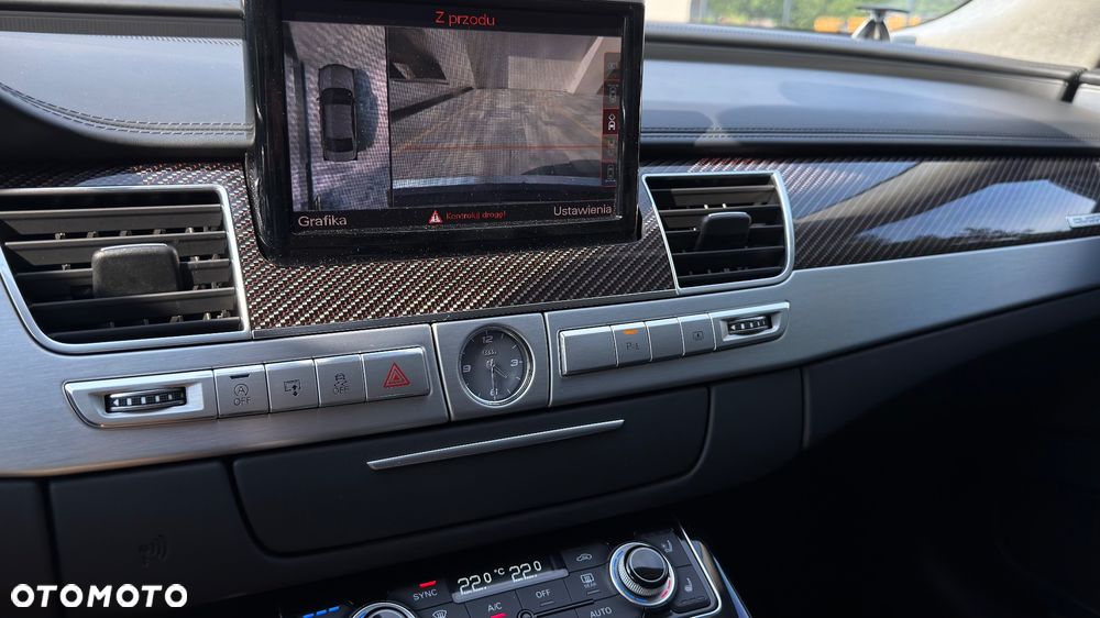Audi S8 - 30
