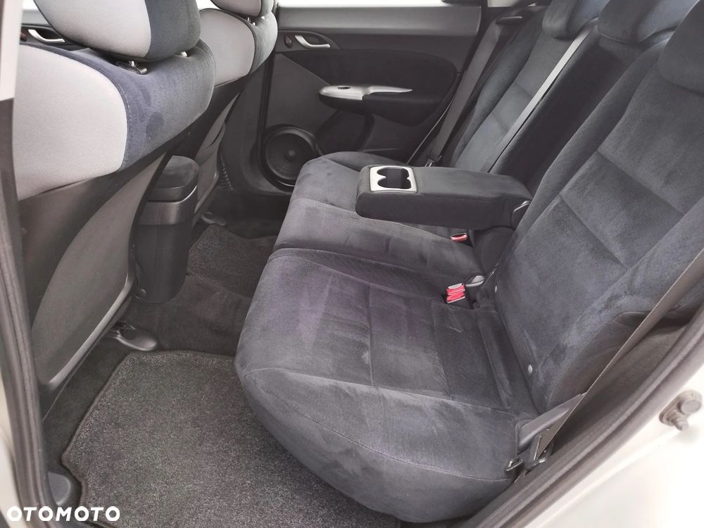 Honda Civic 1.8 Sport - 17