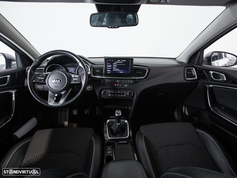 Kia Ceed - 6