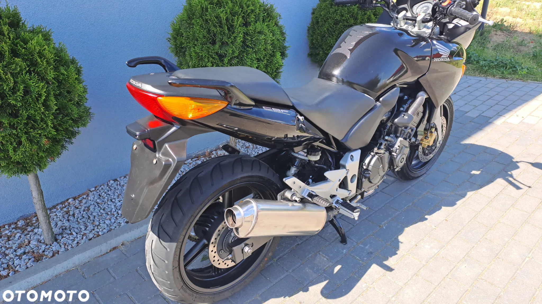 Honda CBF - 21