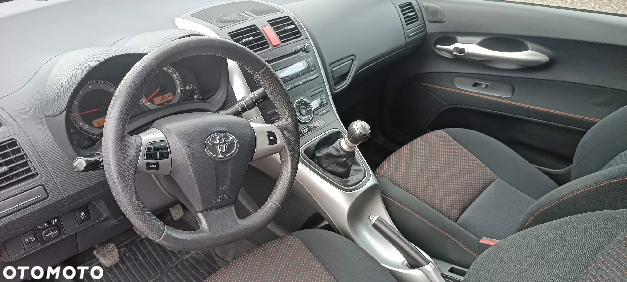 Toyota Auris 1.6 2010 - 6