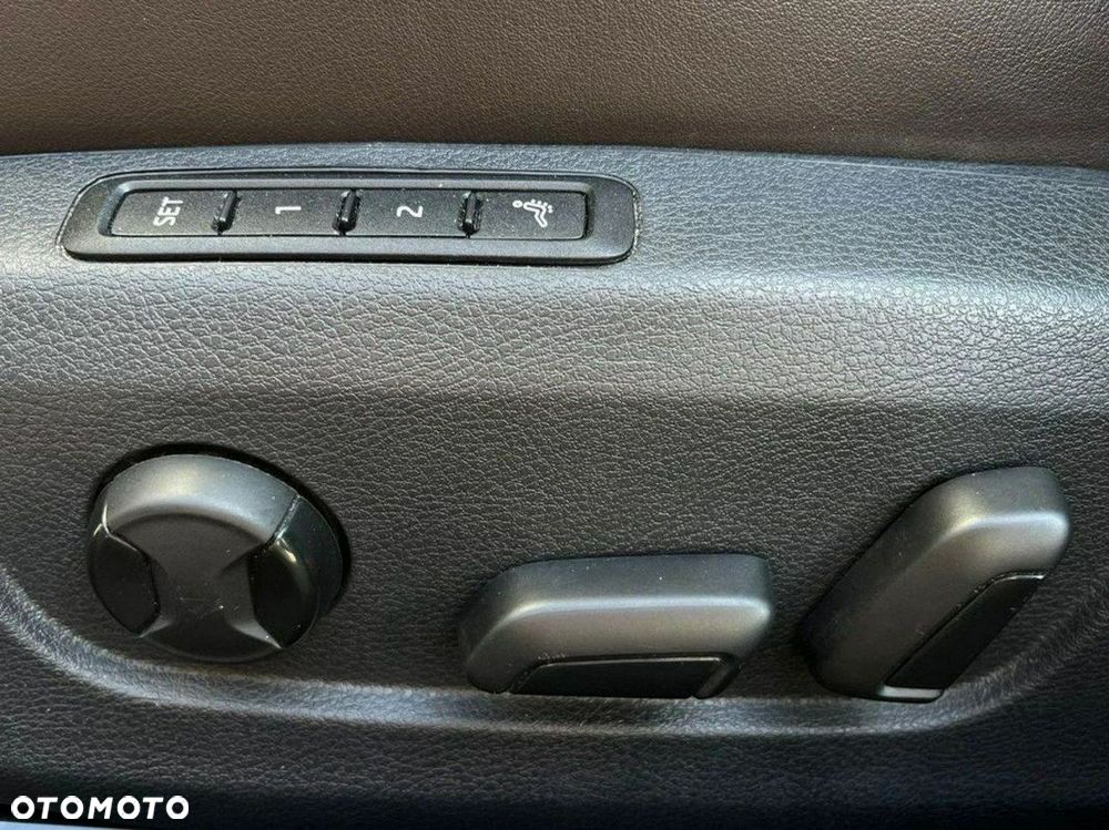 Skoda Superb 2.0 TSI L&K DSG - 40