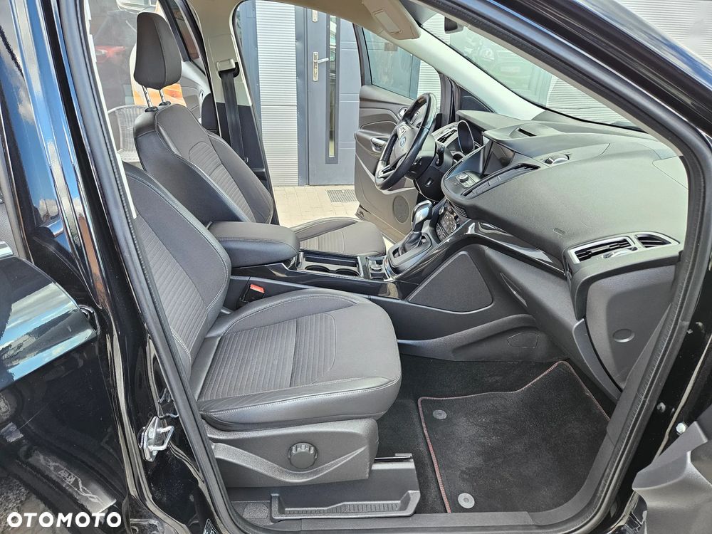 Ford Kuga 2.0 TDCi 4x4 Titanium - 16