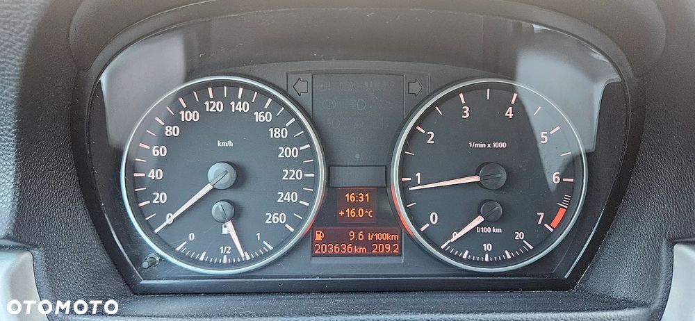 BMW Seria 3 320i - 20