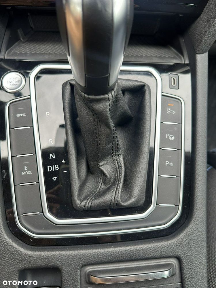 Volkswagen Passat Variant - 27