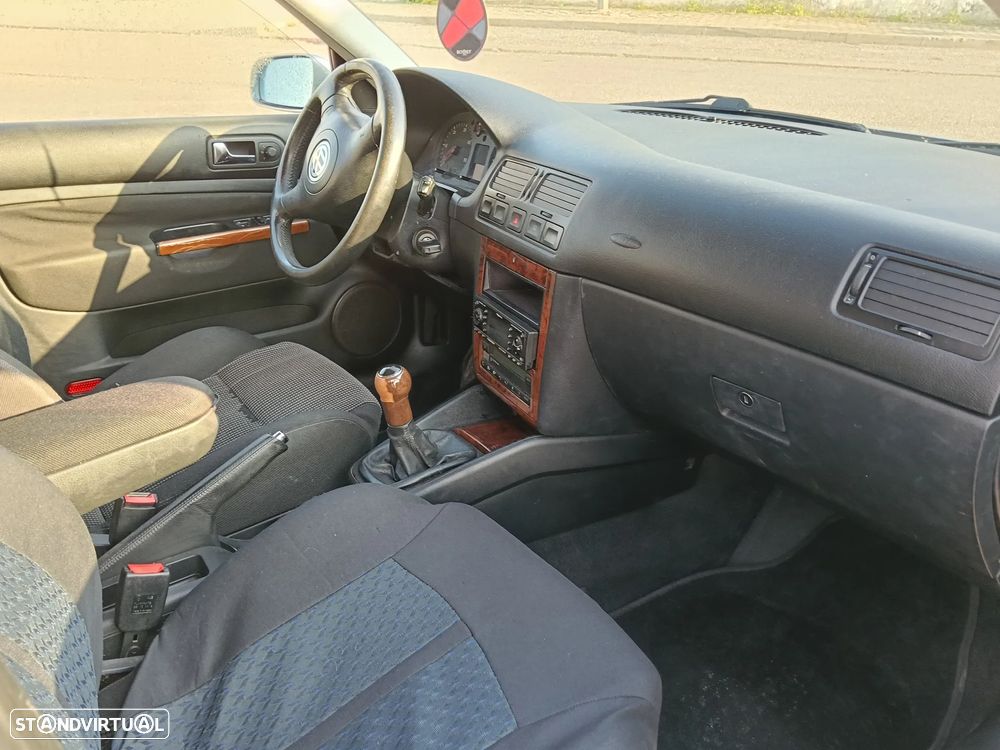 VW Bora 1.9 TDi Highline - 6